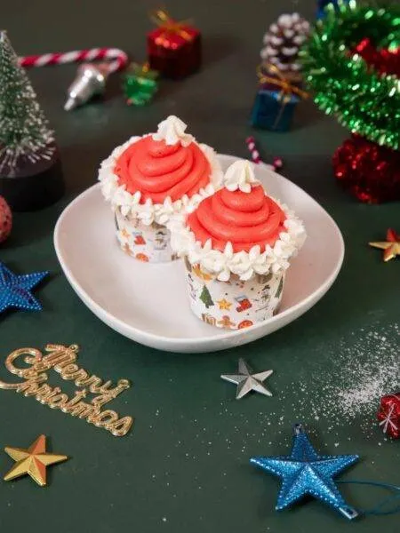 Santa Theme Cupcake