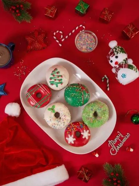 X-Mas Coloured Donuts