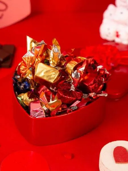 Valentine Chocolate Tin