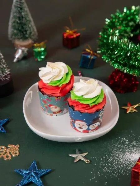 Christmas Swirl Cupcake